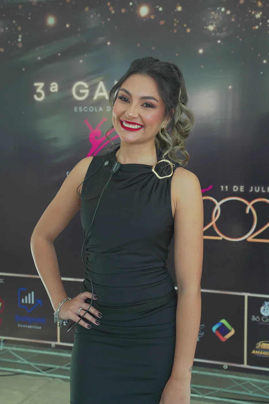 Suelen Miranda no painel da 3ª Gala da escola